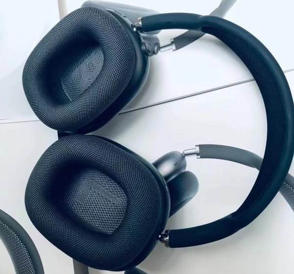 AirPods Max
