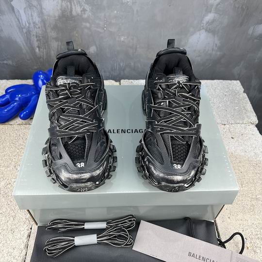Balenciaga Tracks