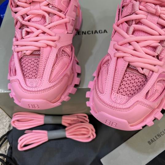 Balenciaga Tracks