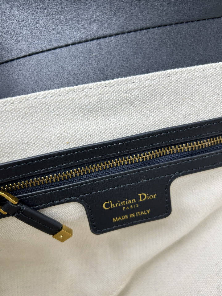 Dior Saddle