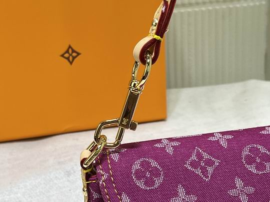 Louis Vuitton Purse