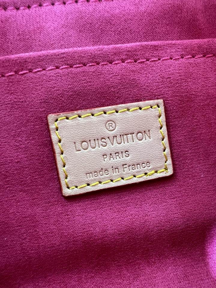 Louis Vuitton Purse